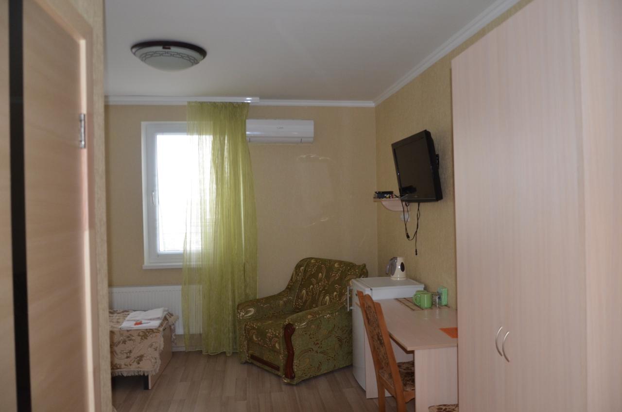 Atlant Hotel Ostroh Habitación foto